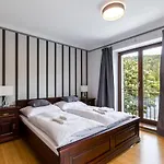 Mandat Hotel