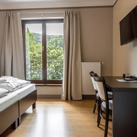 Hotel Mandát