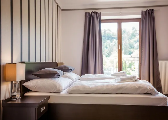 Mandát Hotel Hradišťko